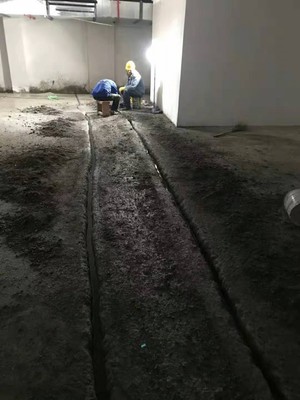 云南迪慶水池堵漏公司現(xiàn)場(chǎng)施工與防水工程解析